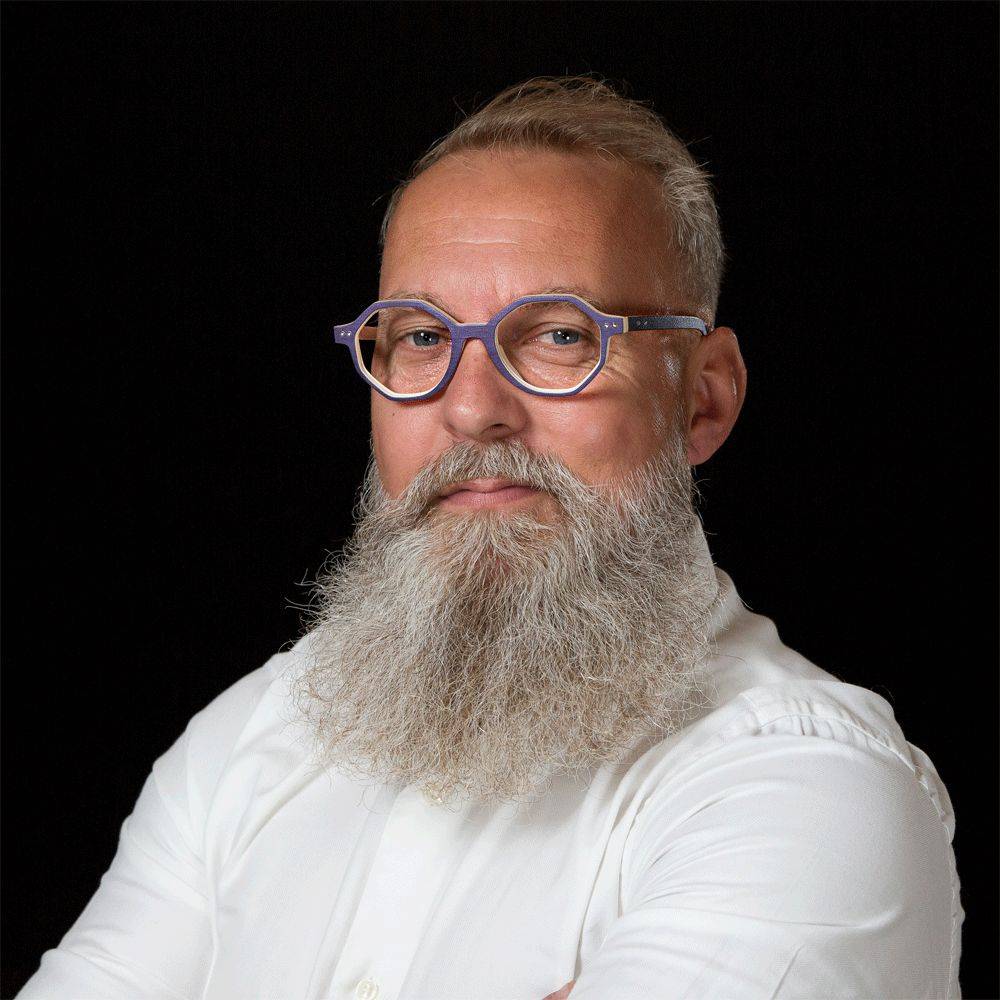 Découvrez In'Bô : Des lunettes faites en bois réalisées dans les Vosges chez un opticien à Strasbourg