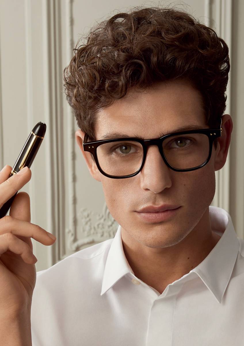 Opticien indépendant spécialisé en lunettes en bois éco-responsables à Schiltigheim près du quartier de Cronenbourg de strabourg