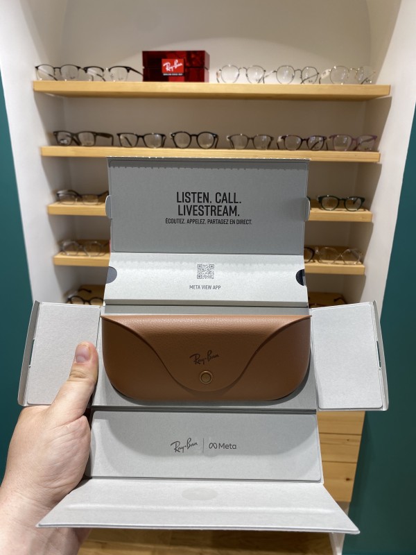 Vue rapprochée du design des lunettes avec intelligence artificielle Rayban Meta